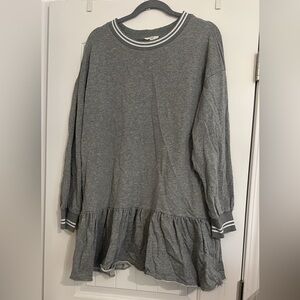 Easel Gray Ruffle Hem Blouse